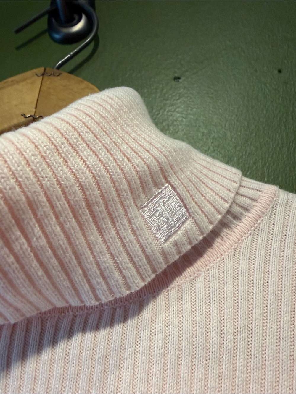 Lauren Ralph Lauren Light Pink Turtleneck Sweater - Picture 3 of 5